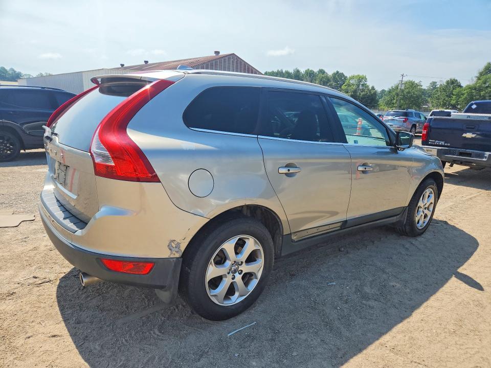 2013 Volvo Xc60 მანქანა იყიდება აუქციონზე, vin: YV4952DL8D2409427, აუქციონის ნომერი: 59995076