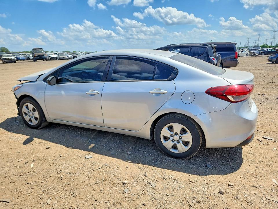 59541996 :رقم المزاد ، 3KPFK4A75HE085251 vin ، 2017 Kia Forte مزاد بيع
