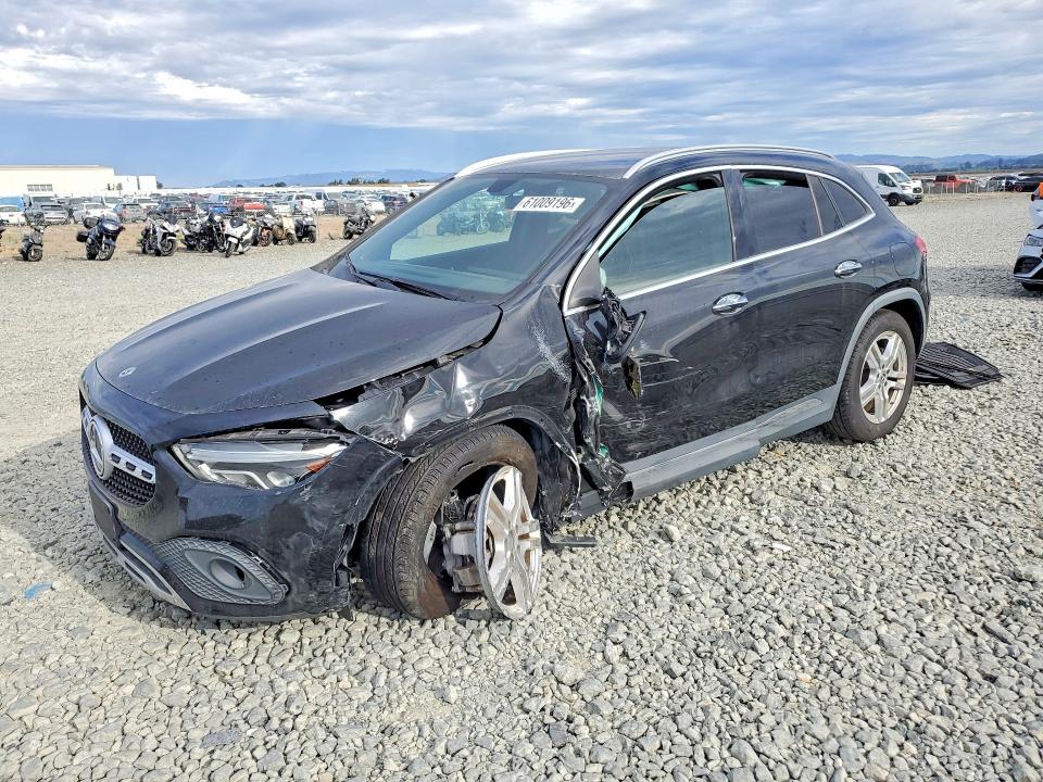 61009196 :رقم المزاد ، W1N4N4HBXMJ118999 vin ، 2021 Mercedes-benz Gla مزاد بيع