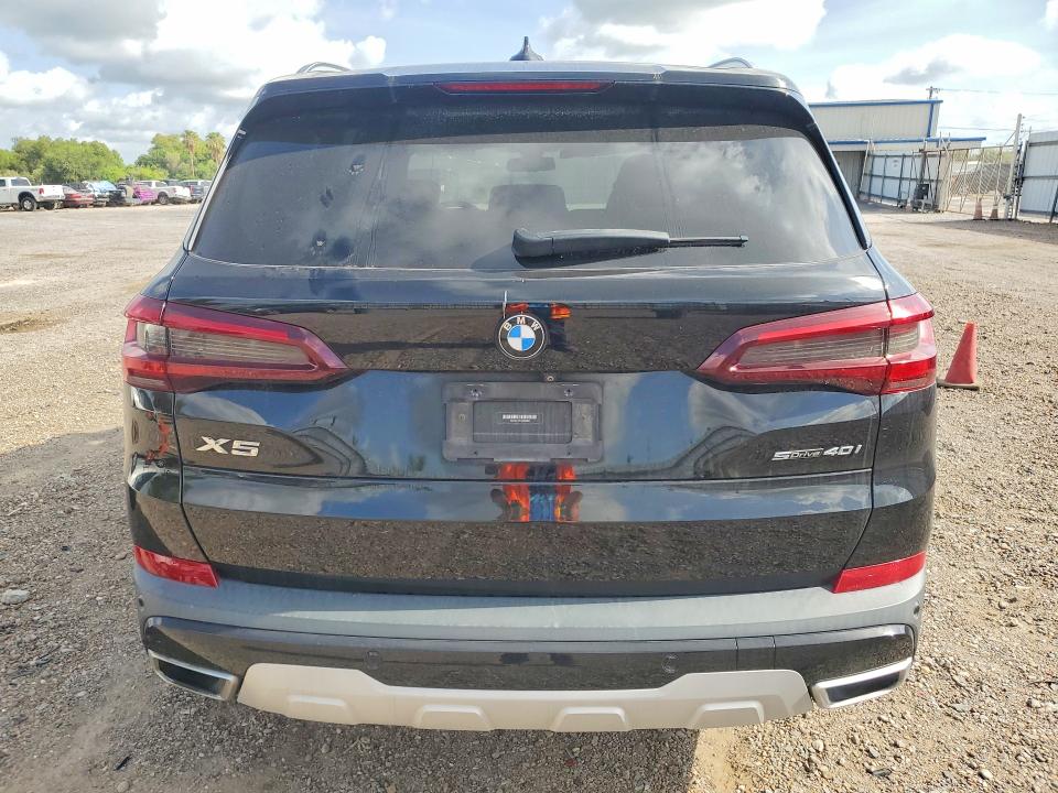 59707636 :رقم المزاد ، 5UXCR4C05M9F92309 vin ، 2021 Bmw X5 مزاد بيع