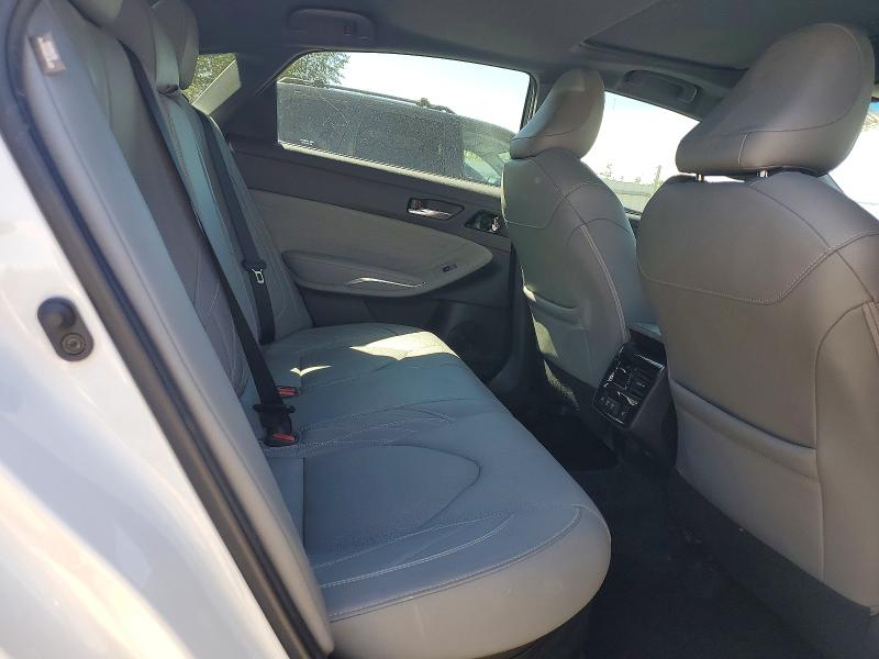 62680866 :رقم المزاد ، 4T1C21FB0LU015600 vin ، 2020 Toyota Avalon مزاد بيع