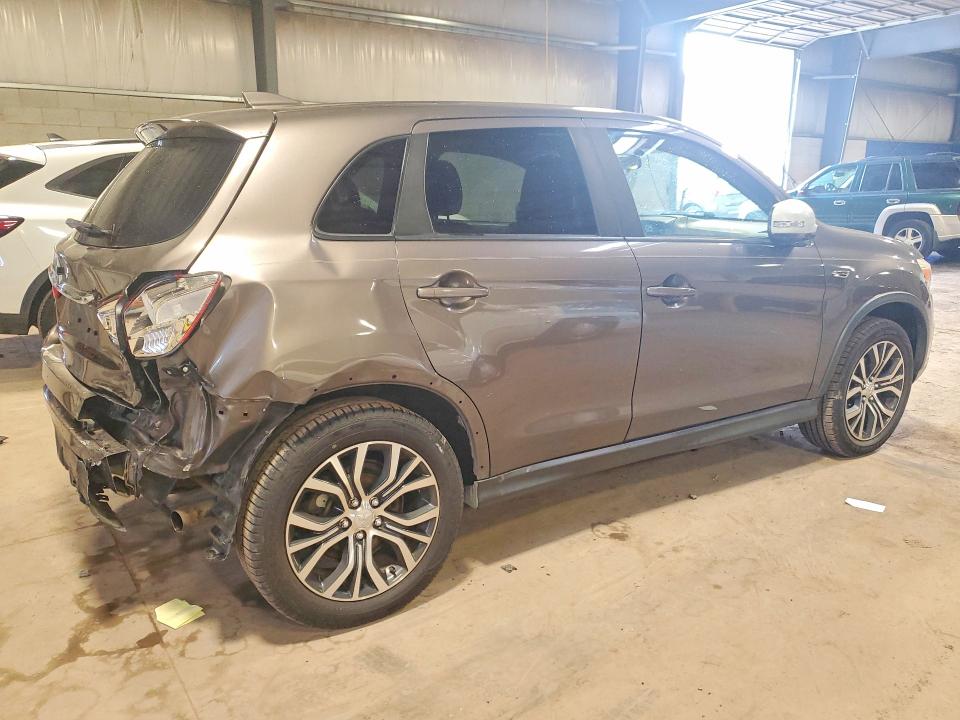62095176 :رقم المزاد ، JA4AP3AU2JU025005 vin ، 2018 Mitsubishi Outlander Sport مزاد بيع