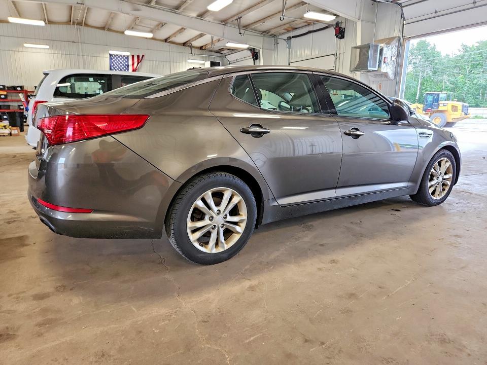 2013 Kia Optima მანქანა იყიდება აუქციონზე, vin: 5XXGN4A79DG137316, აუქციონის ნომერი: 59800636