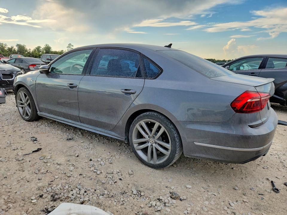 Продажа на аукционе авто 2018 Volkswagen Passat, vin: 1VWAA7A30JC029658, номер лота: 60027376