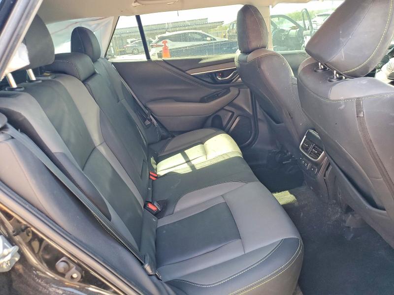 60864046 :رقم المزاد ، 4S4BTGLD1M3107694 vin ، 2021 Subaru Outback مزاد بيع