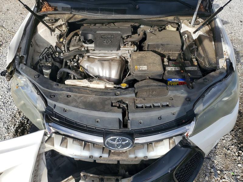 61993986 :رقم المزاد ، 4T1BF1FK9FU087481 vin ، 2015 Toyota Camry مزاد بيع