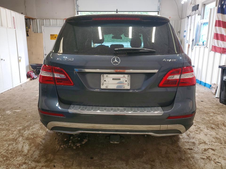 Продажа на аукционе авто 2015 Mercedes-benz Ml, vin: 4JGDA5HB6FA564347, номер лота: 61175206