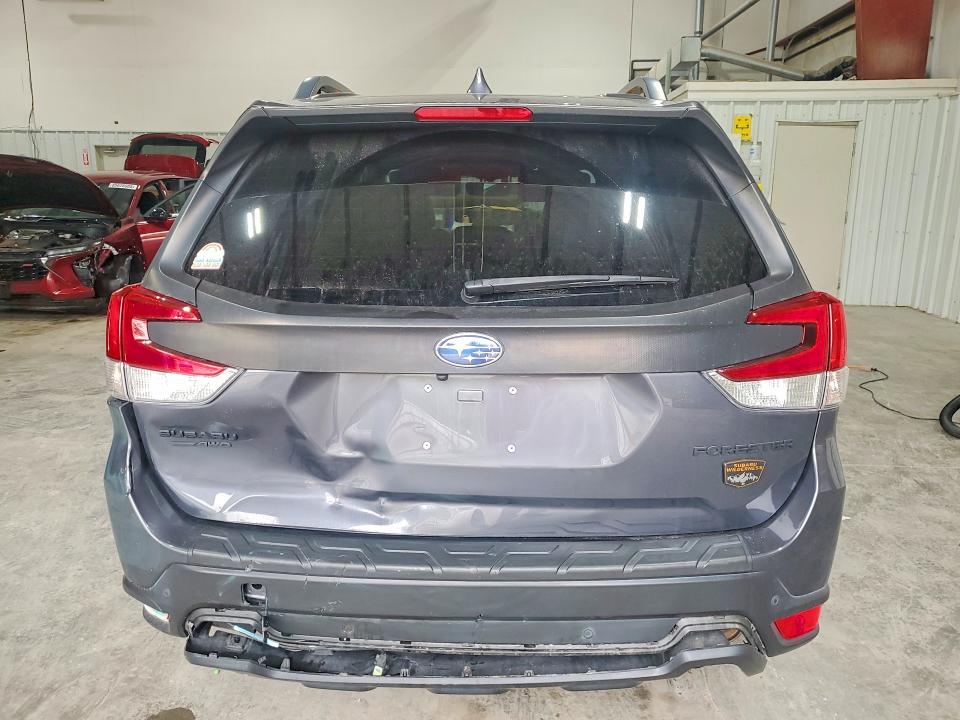 60920156 :رقم المزاد ، JF2SKAMC2NH476886 vin ، 2022 Subaru Forester مزاد بيع