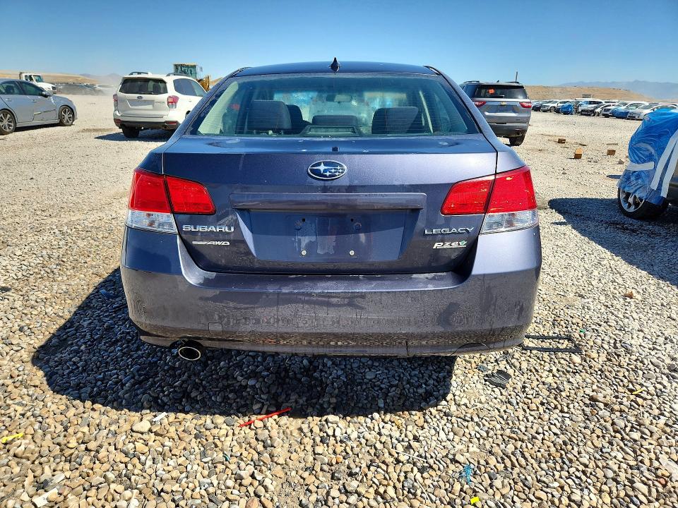 60447796 :رقم المزاد ، 4S3BMBC63E3037610 vin ، 2014 Subaru Legacy مزاد بيع
