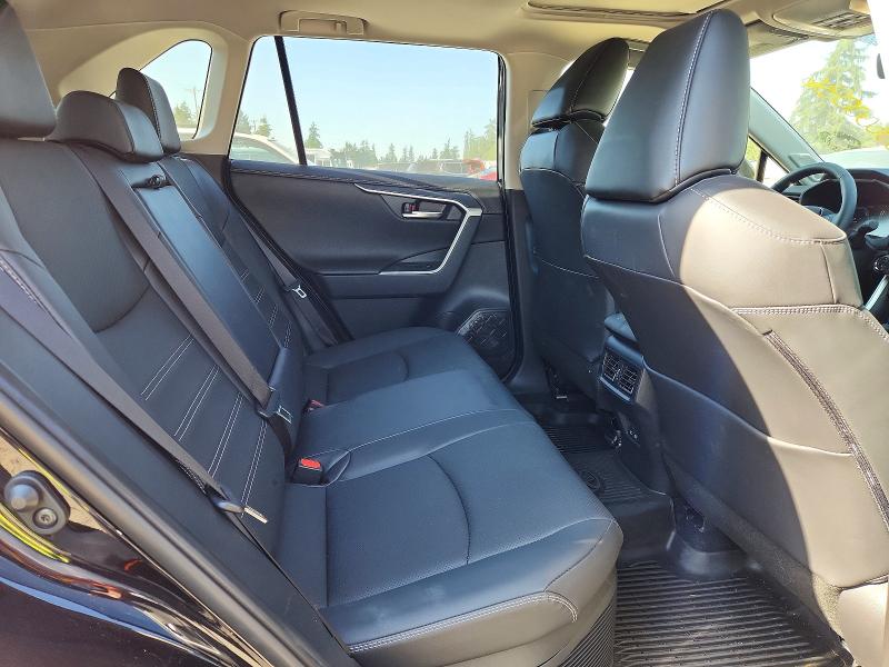 Продажа на аукционе авто 2025 Toyota Rav4, vin: JTMD6RFV0SJ094742, номер лота: 60000036