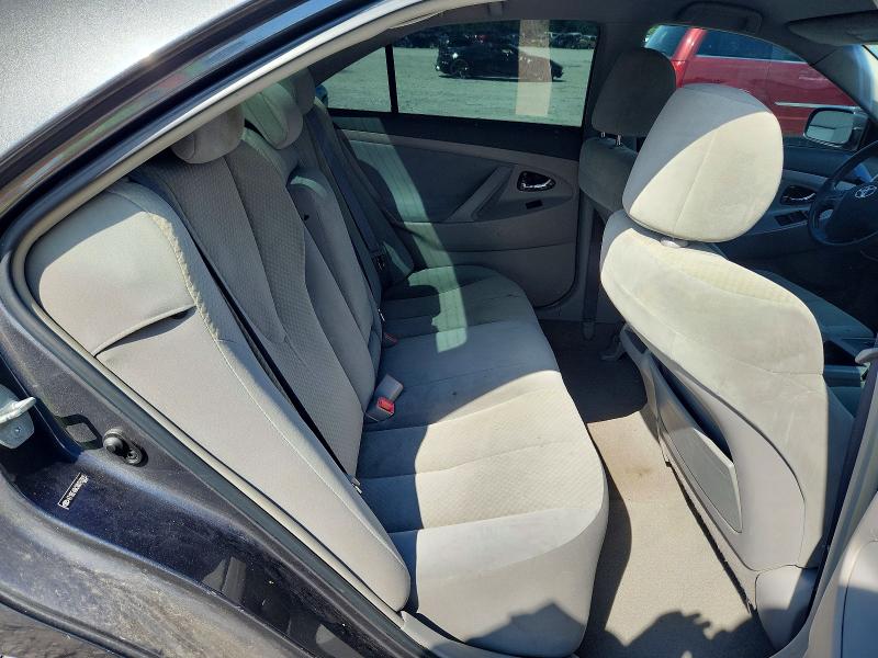 60899816 :رقم المزاد ، 4T1BE46K38U762815 vin ، 2008 Toyota Camry مزاد بيع