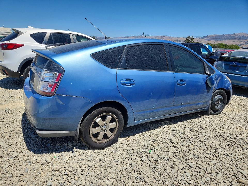 60693216 :رقم المزاد ، JTDKB20UX53111243 vin ، 2005 Toyota Prius مزاد بيع