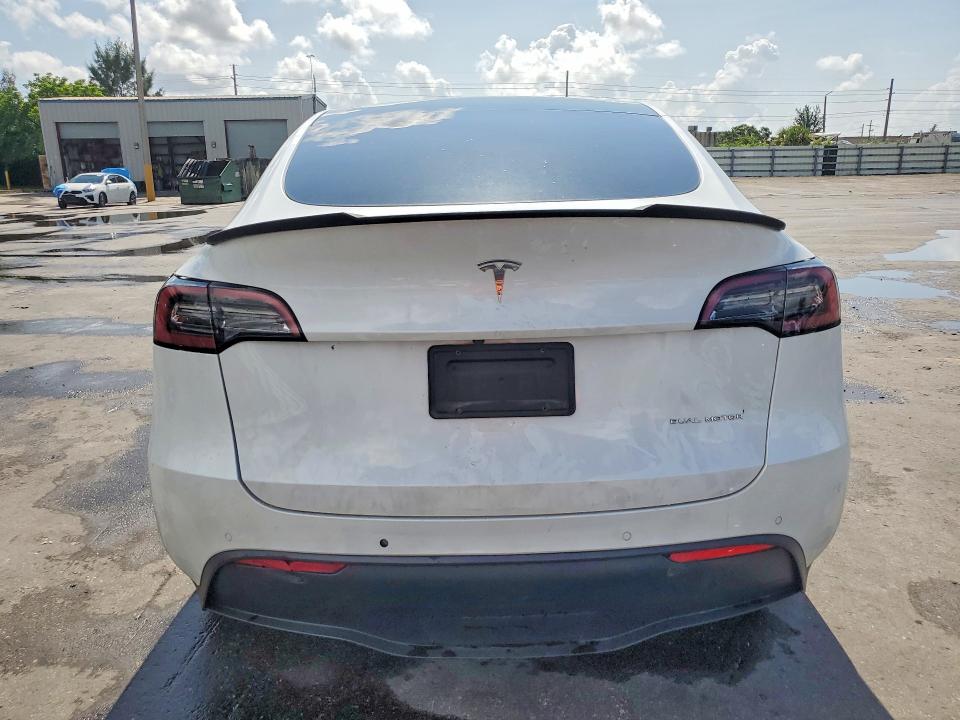 62148226 :رقم المزاد ، 7SAYGDEE1NF307103 vin ، 2022 Tesla Model Y مزاد بيع