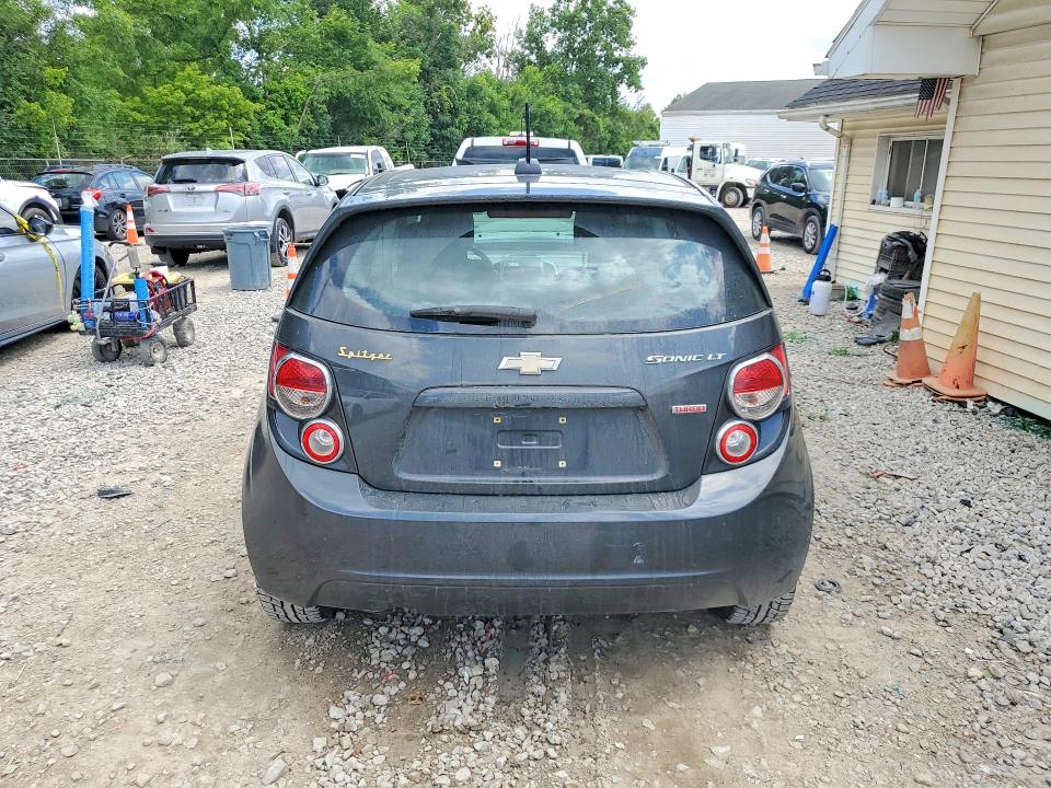Продажа на аукционе авто 2015 Chevrolet Sonic, vin: 1G1JC6SB5F4143002, номер лота: 62498476