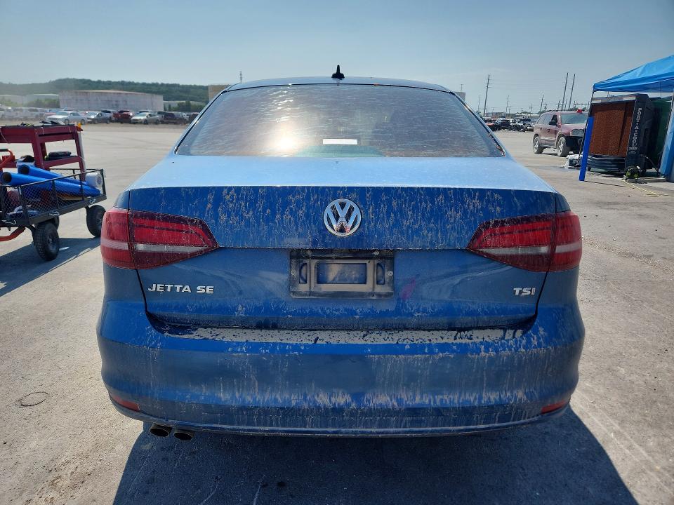 63423476 :رقم المزاد ، 3VWD67AJXGM293166 vin ، 2016 Volkswagen Jetta مزاد بيع