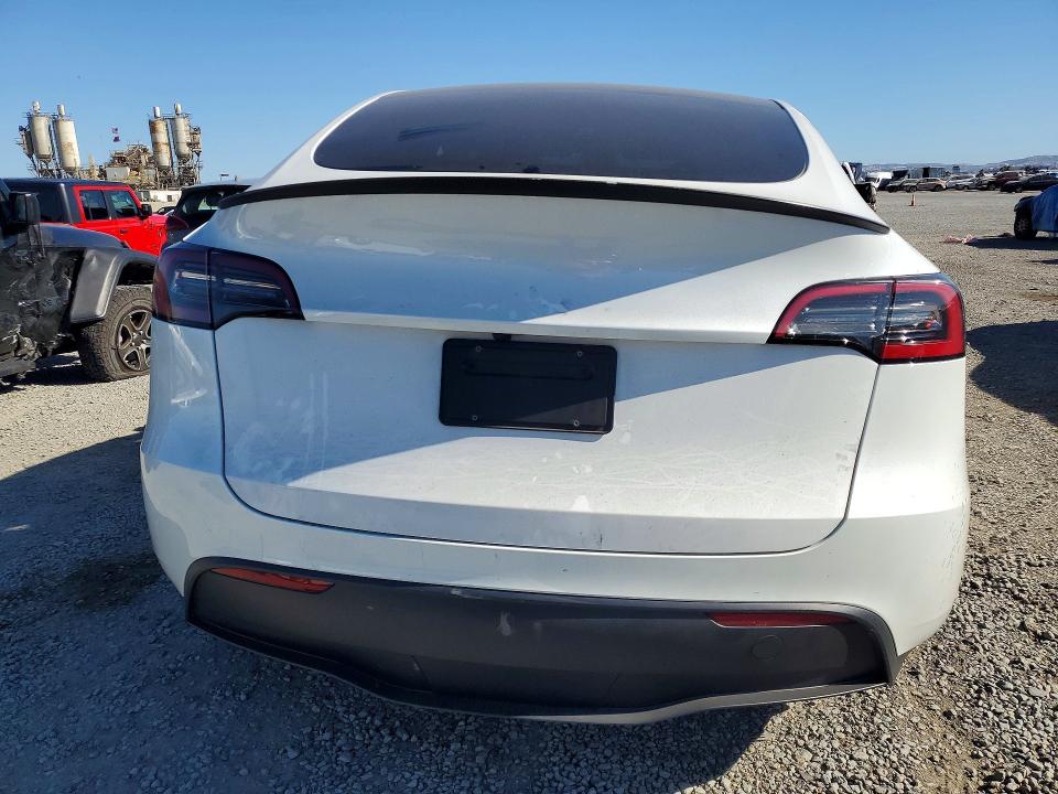 2024 Tesla Model Y მანქანა იყიდება აუქციონზე, vin: 7SAYGDEF4RF096154, აუქციონის ნომერი: 61069106