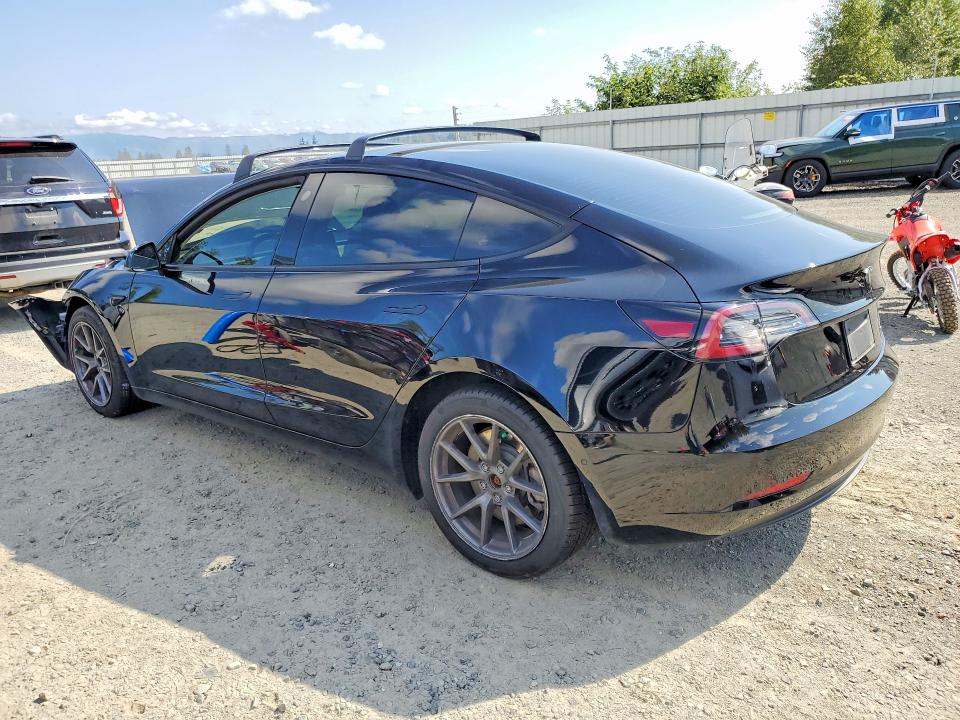 62081926 :رقم المزاد ، 5YJ3E1EB9NF337578 vin ، 2022 Tesla Model 3 مزاد بيع