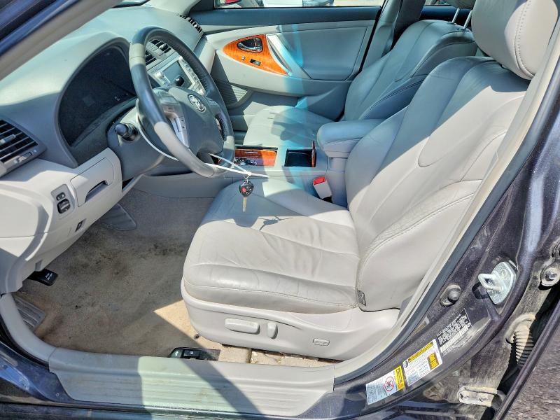 62394406 :رقم المزاد ، 4T1BF3EK4BU137095 vin ، 2011 Toyota Camry مزاد بيع