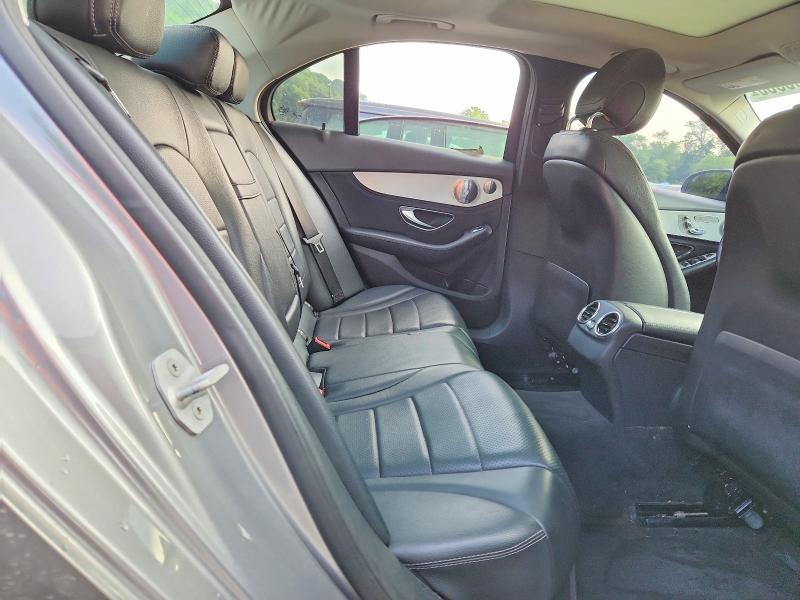 60695356 :رقم المزاد ، 55SWF4KB4GU127035 vin ، 2016 Mercedes-benz C مزاد بيع
