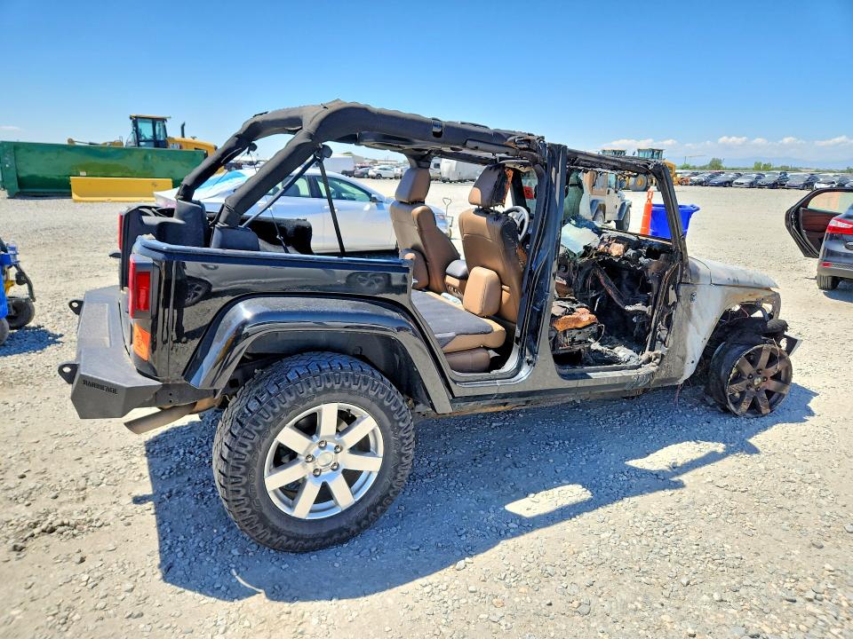 60713246 :رقم المزاد ، 1C4BJWEG6CL110665 vin ، 2012 Jeep Wrangler Unlimited مزاد بيع