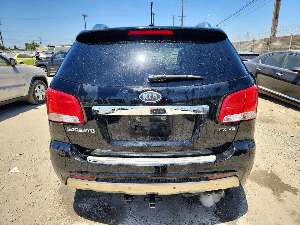62708876 :رقم المزاد ، 5XYKW4A26CG256561 vin ، 2012 Kia Sorento مزاد بيع