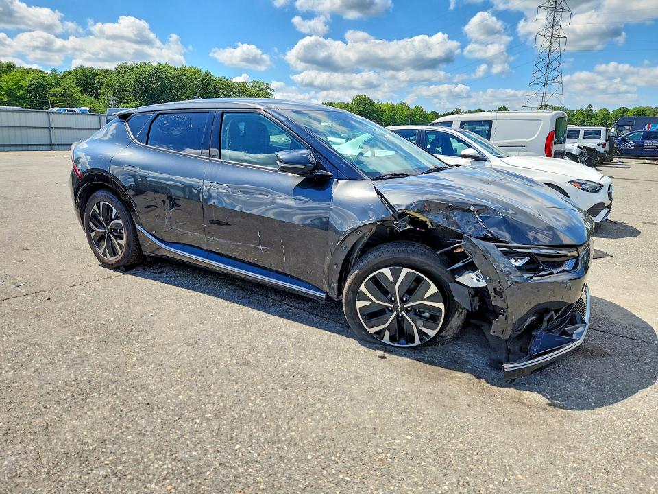 2023 Kia Ev6 მანქანა იყიდება აუქციონზე, vin: KNDC34LA8P5128872, აუქციონის ნომერი: 60016836