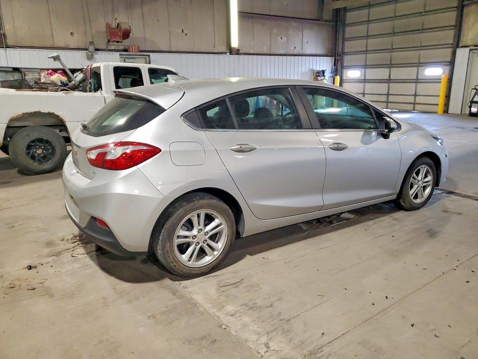 Продаж на аукціоні авто 2018 Chevrolet Cruze, vin: 3G1BE6SM7JS630744, номер лоту: 61545866