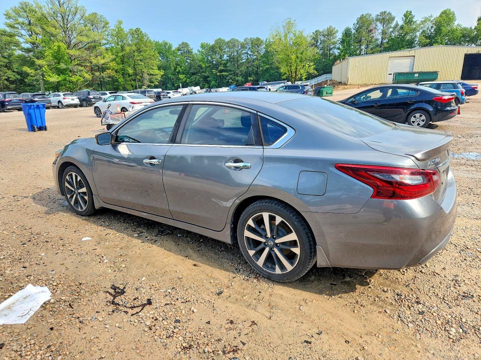 Продажа на аукционе авто 2018 Nissan Altima, vin: 1N4AL3AP2JC131008, номер лота: 59795076