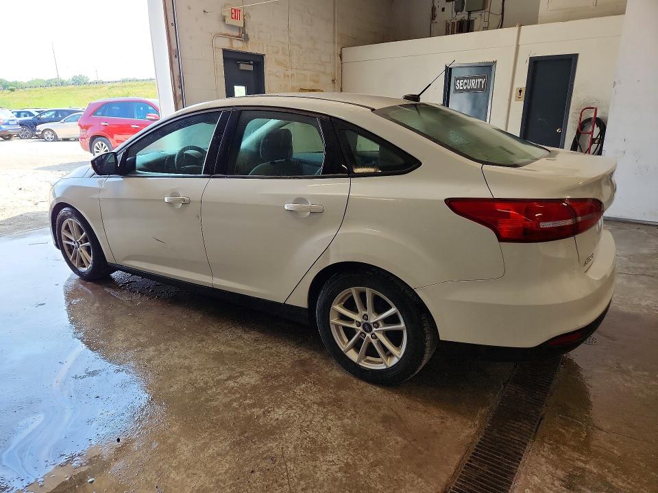 Aukcja sprzedaży 2015 Ford Focus, vin: 1FADP3F21FL328810, numer aukcji: 61022696