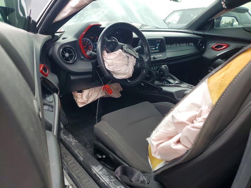 61561146 :رقم المزاد ، 1G1FB1RS0H0170586 vin ، 2017 Chevrolet Camaro مزاد بيع