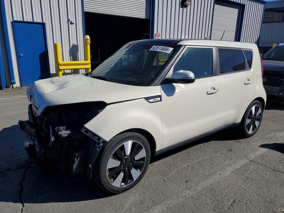 Продажа на аукционе авто 2015 Kia Soul, vin: KNDJX3A57F7213104, номер лота: 62615666