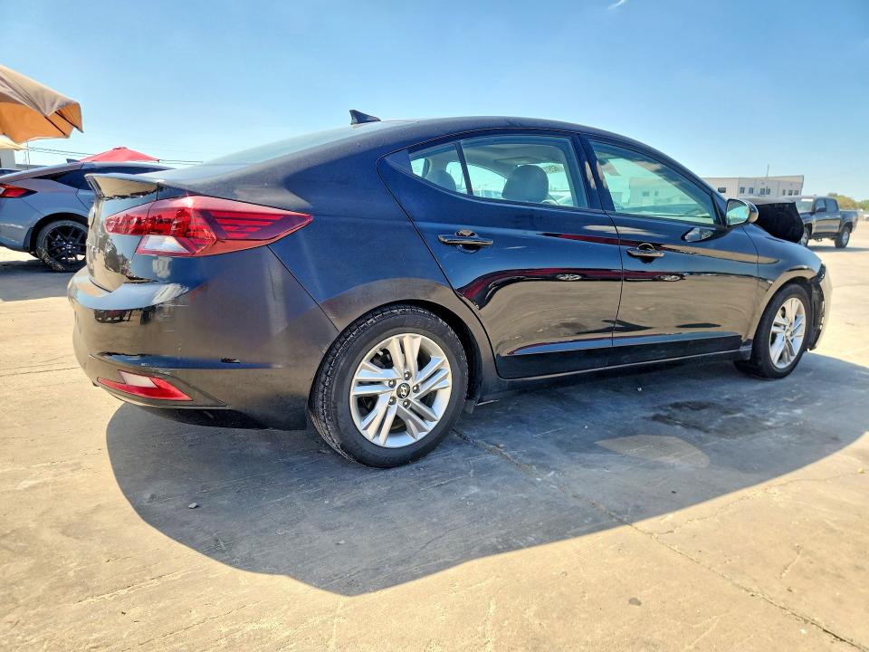 2019 Hyundai Elantra მანქანა იყიდება აუქციონზე, vin: 5NPD84LF0KH465689, აუქციონის ნომერი: 62913166