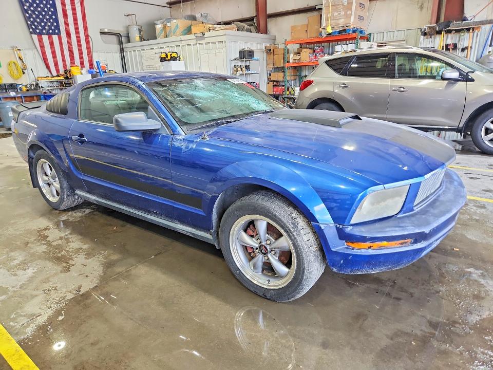 2007 Ford Mustang მანქანა იყიდება აუქციონზე, vin: 1ZVFT80N075248772, აუქციონის ნომერი: 62124226