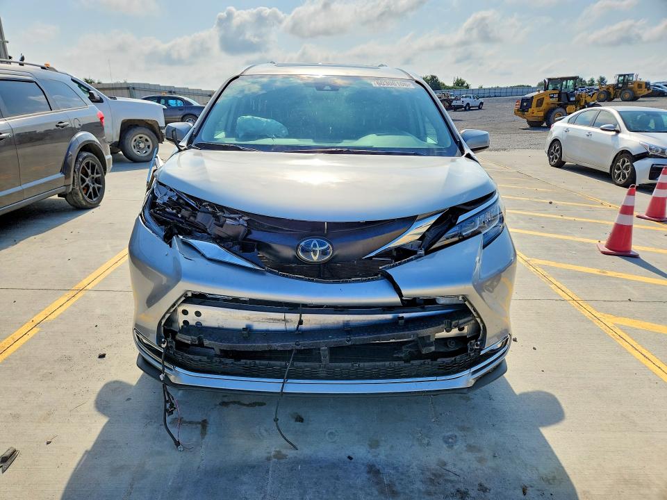 Aukcja sprzedaży 2023 Toyota Sienna, vin: 5TDJSKFC3PS093745, numer aukcji: 60306106