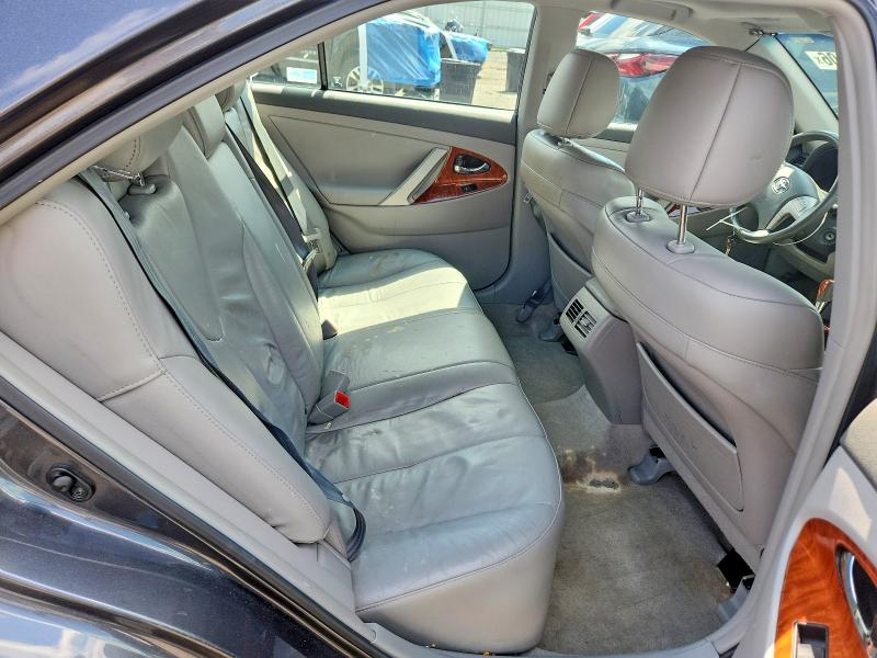 62394406 :رقم المزاد ، 4T1BF3EK4BU137095 vin ، 2011 Toyota Camry مزاد بيع