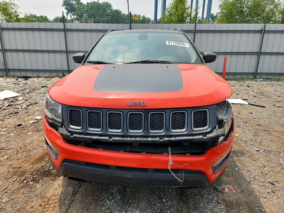 2017 Jeep Compass მანქანა იყიდება აუქციონზე, vin: 3C4NJDDB2HT667060, აუქციონის ნომერი: 61139656