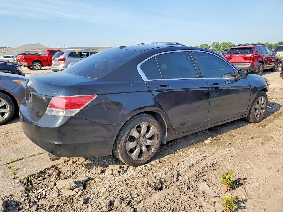 2008 Honda Accord მანქანა იყიდება აუქციონზე, vin: 1HGCP26848A071064, აუქციონის ნომერი: 60065316