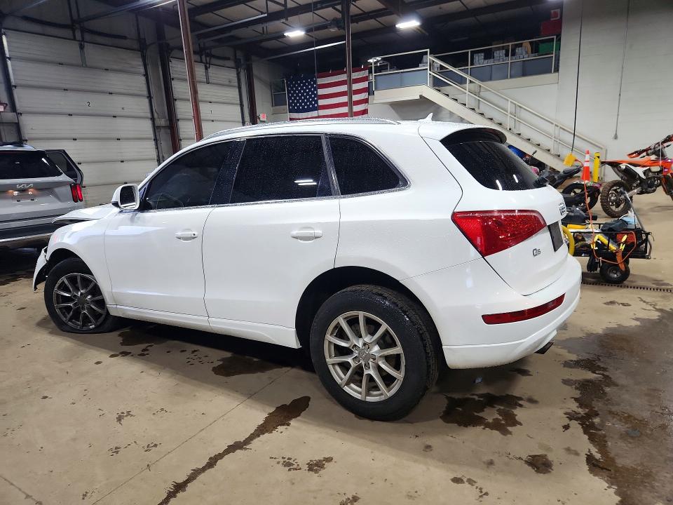 59241126 :رقم المزاد ، WA1CFAFP8CA122457 vin ، 2012 Audi Q5 مزاد بيع
