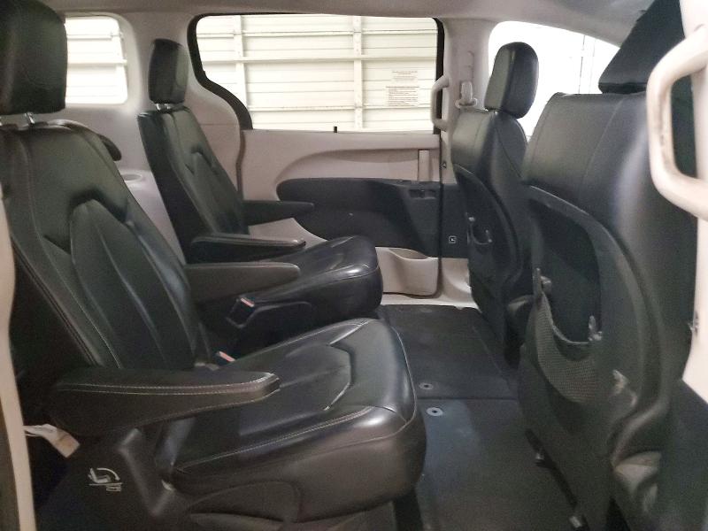 60208746 :رقم المزاد ، 2C4RC1DGXLR266017 vin ، 2020 Chrysler Voyager مزاد بيع