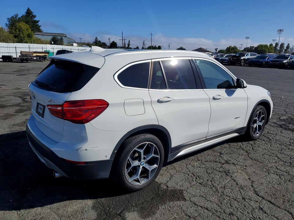 Auction sale of the 2017 Bmw X1, vin: WBXHT3C36H5F74852, lot number: 60681246