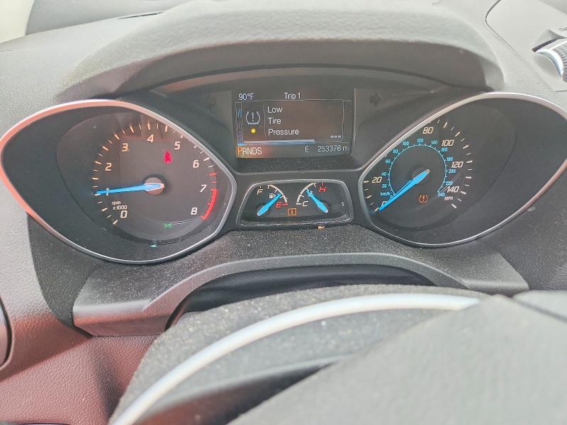 Продаж на аукціоні авто 2015 Ford Escape, vin: 1FMCU0GX6FUA14356, номер лоту: 61379576