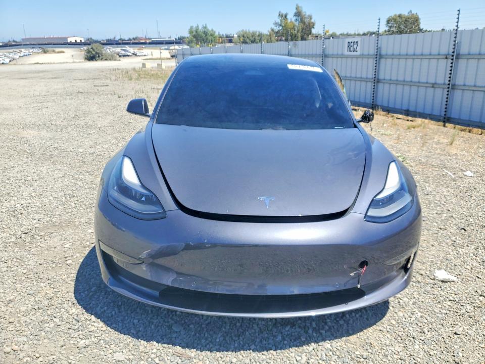 2021 Tesla Model 3 მანქანა იყიდება აუქციონზე, vin: 5YJ3E1EA0MF017975, აუქციონის ნომერი: 62718636