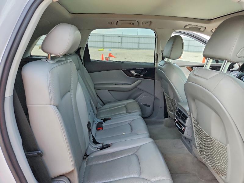 2018 Audi Q7 მანქანა იყიდება აუქციონზე, vin: WA1VAAF73JD016906, აუქციონის ნომერი: 60697566