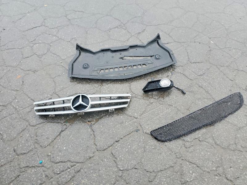 2006 Mercedes-benz Cls მანქანა იყიდება აუქციონზე, vin: WDDDJ76X76A048132, აუქციონის ნომერი: 60786286