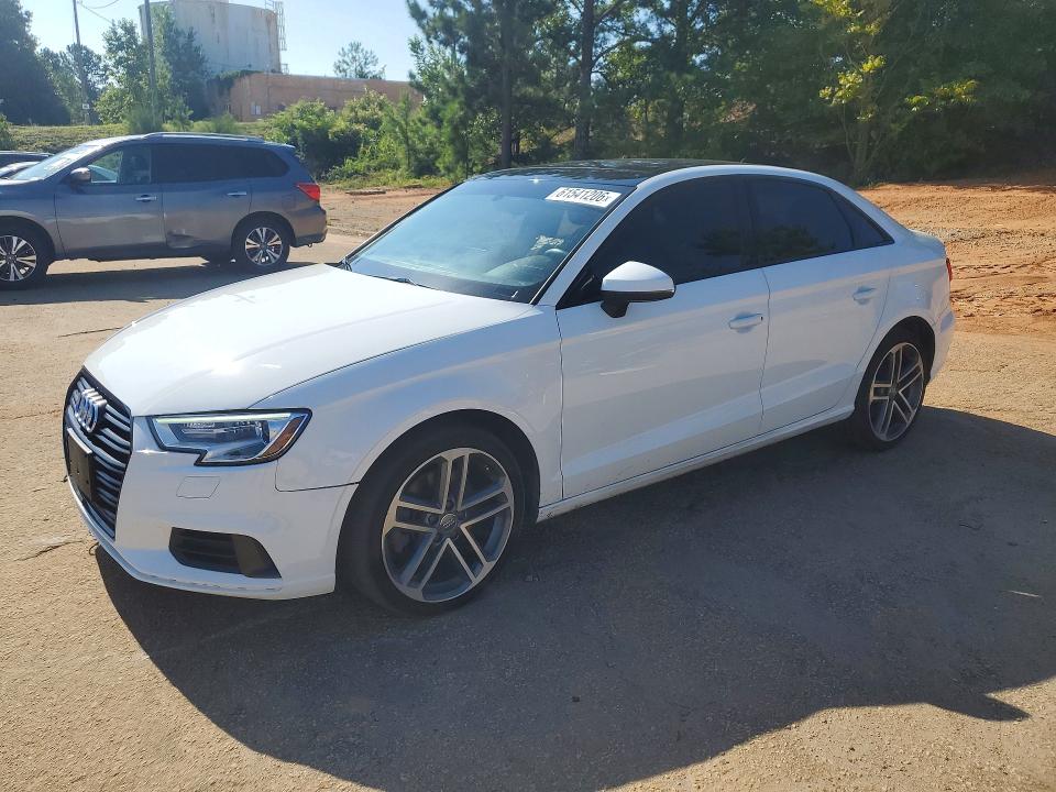 2020 Audi A3 მანქანა იყიდება აუქციონზე, vin: WAUAUGFF1LA060894, აუქციონის ნომერი: 61541206