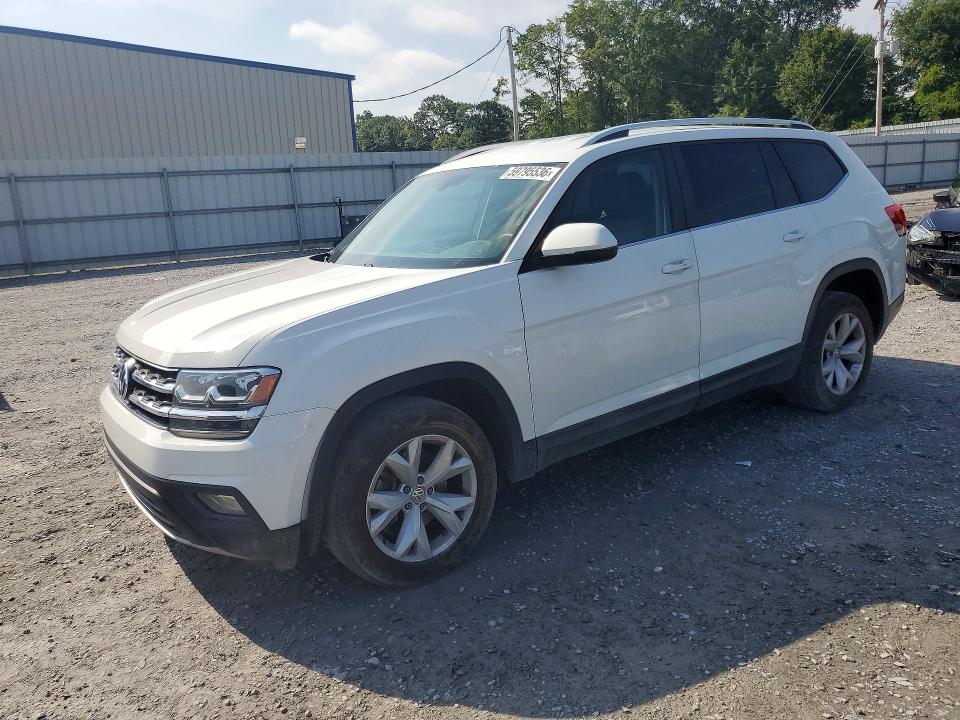 59795536 :رقم المزاد ، 1V2CR2CA6JC562065 vin ، 2018 Volkswagen Atlas مزاد بيع