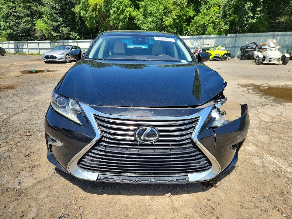 2017 Lexus Es მანქანა იყიდება აუქციონზე, vin: JTHBK1GG2H2251743, აუქციონის ნომერი: 60560446