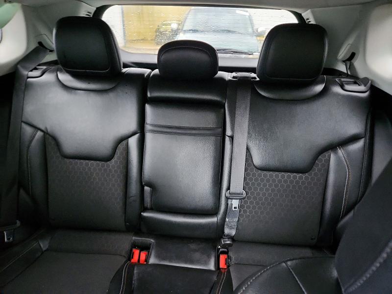 60052276 :رقم المزاد ، 3C4NJDBB6JT283646 vin ، 2018 Jeep Compass مزاد بيع
