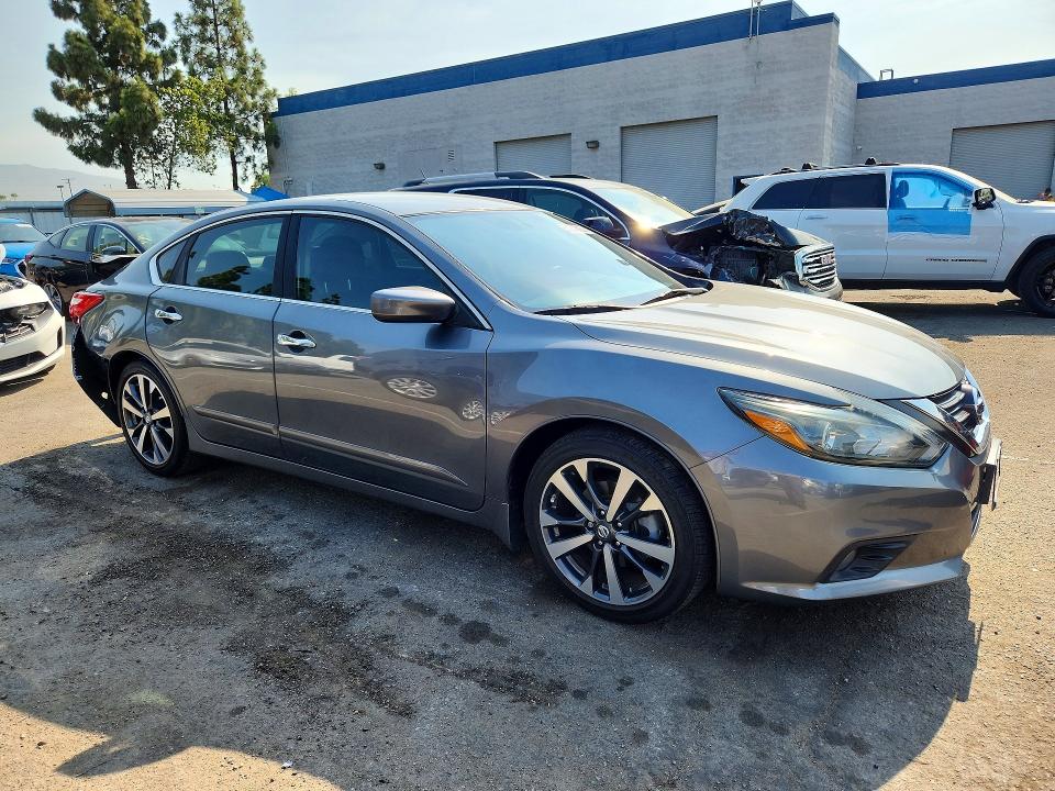 61343926 :رقم المزاد ، 1N4BL3AP8GC230431 vin ، 2016 Nissan Altima مزاد بيع