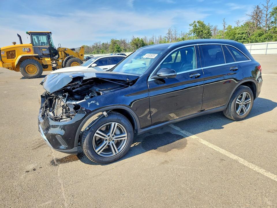 61305926 :رقم المزاد ، W1N0G8EB7MV283938 vin ، 2021 Mercedes-benz Glc مزاد بيع